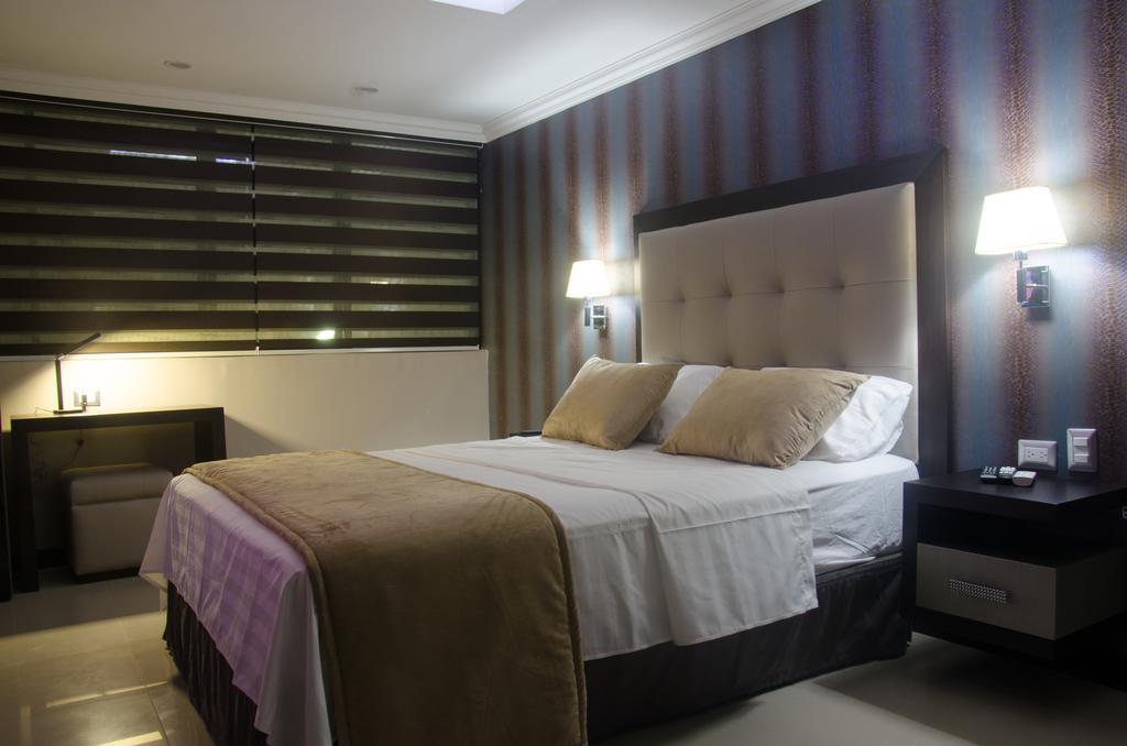 Hotel Veuxor Machala Zimmer foto